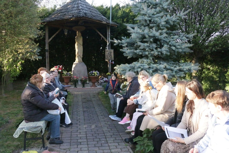 U stóp Matki Bożej
