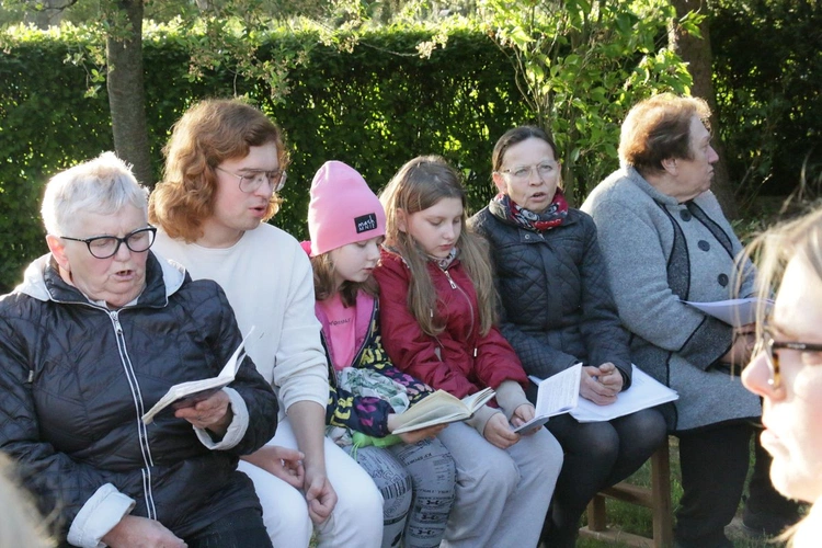 U stóp Matki Bożej