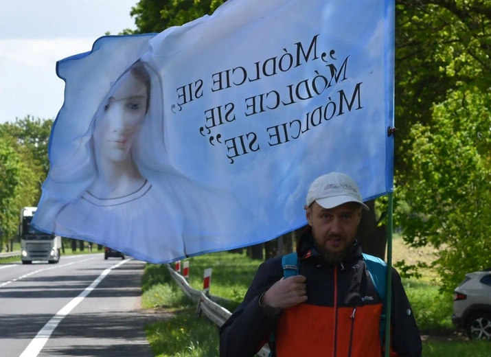 Z Niepokalanowa do Fatimy