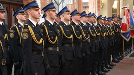 Bp Kiciński: Straż pożarną opisują dobrze dwa słowa - "troska" i "bliskość"