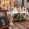 Pielgrzymka modlących się za kapłanów rozpoczęła obchody 50. rocznicy śmierci bp. Franciszka Jopa
