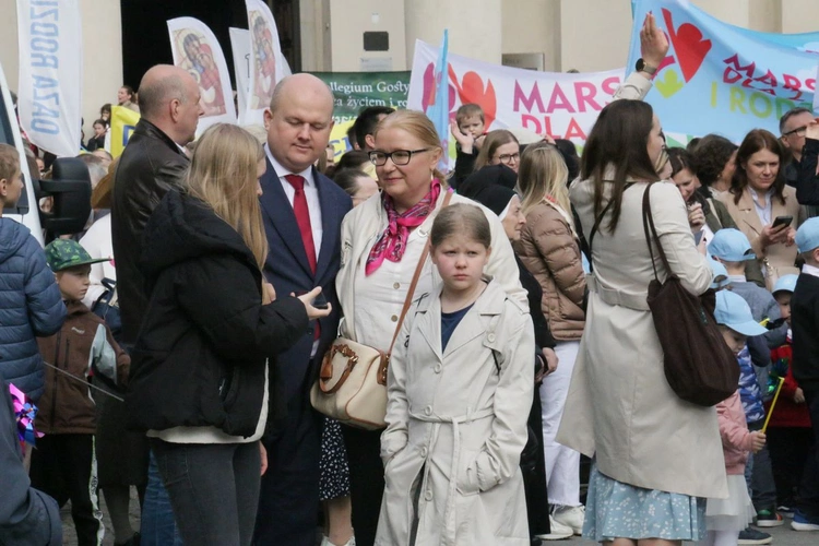 Marsz pełen życia