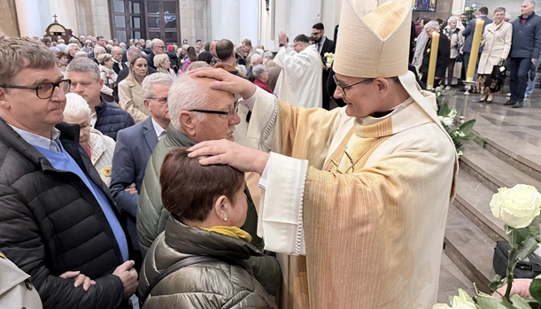 Abp Przybylski do małżonków: Jesteście znakiem Boga na ziemi