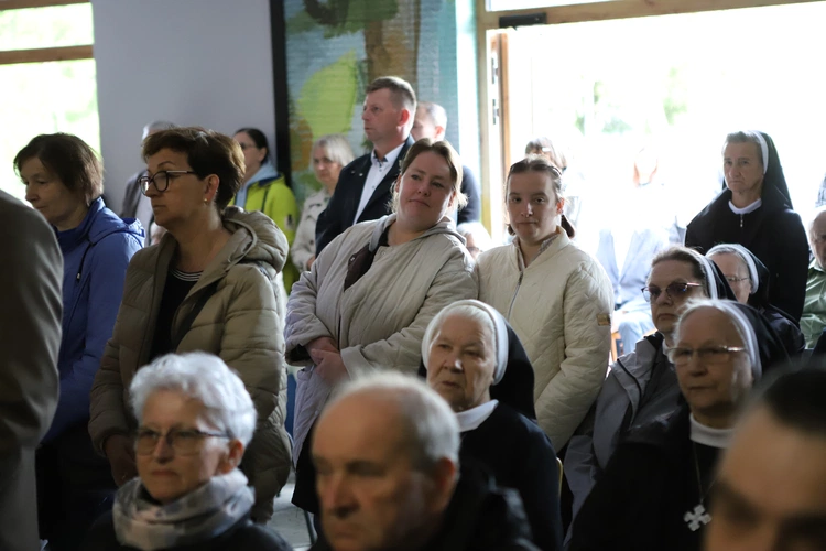 Poświęcenie kaplicy w "Domu Mocarzy"
