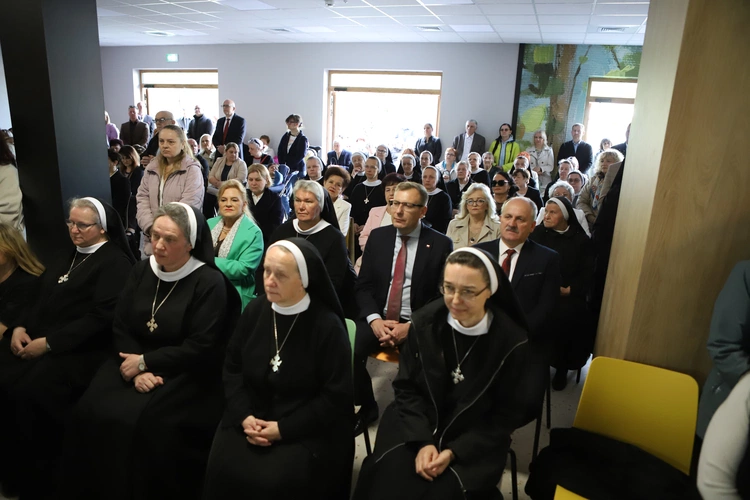 Poświęcenie kaplicy w "Domu Mocarzy"