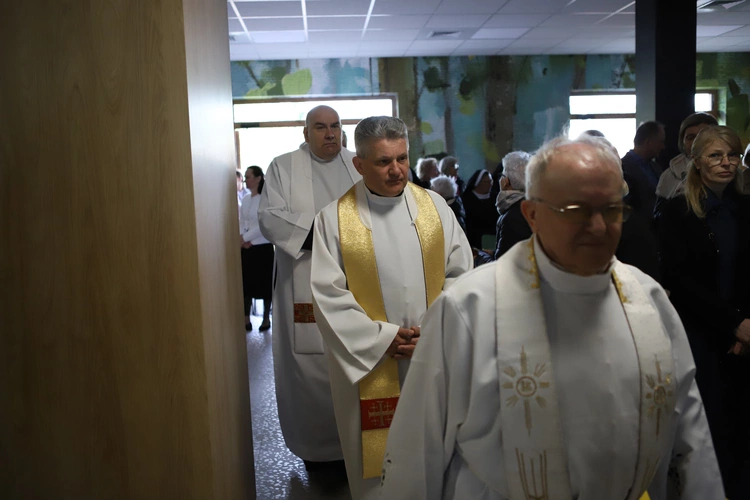 Poświęcenie kaplicy w "Domu Mocarzy"