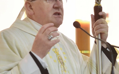 – Relacji z Maryją nie ograniczajmy jedynie do próśb. Patrzmy na Nią, jak na wzór do naśladowania – apelował abp Józef Górzyński. 