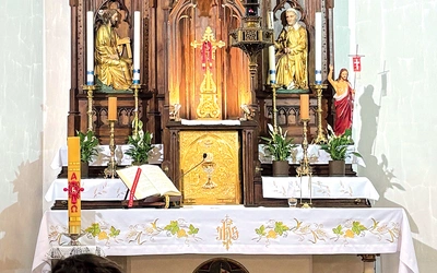 Spotkanie wspólnot rozpoczęło się liturgią w kaplicy szpitalnej.