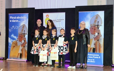 Gala XVIII Wojewódzkiego Konkursu Piosenki Religijnej "Pieśń niesiemy w darze" 