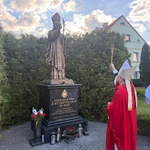 Bierzmowanie i poświęcenei pomnika w Nowym Miasteczku