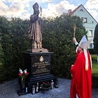 Pomnik Jana Pawła II z Nowego Miasteczka już wrócił na swoje miejsce