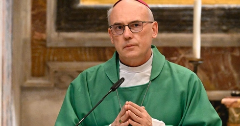 Bp Zmitrowicz: na Ukrainie odpowiedzią na śmierć ma być życie 