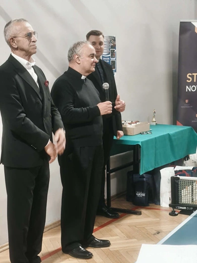 Dekanalny turniej tenisa stołowego
