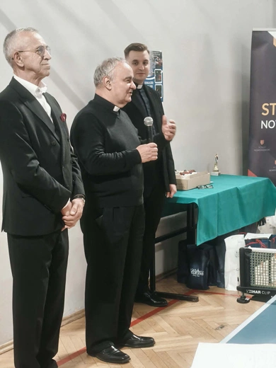 Dekanalny turniej tenisa stołowego