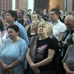 Wigilia Zesłania Ducha Świętego - czuwanie w Kościele pw. NMP na Piasku w przedzień zakończenia synodu
