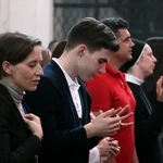 Wigilia Zesłania Ducha Świętego - czuwanie w Kościele pw. NMP na Piasku w przedzień zakończenia synodu