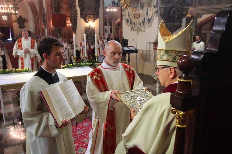 Otrzymali święcenia diakonatu (stałego)