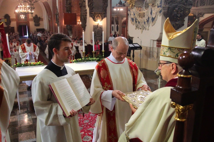 Otrzymali święcenia diakonatu (stałego)