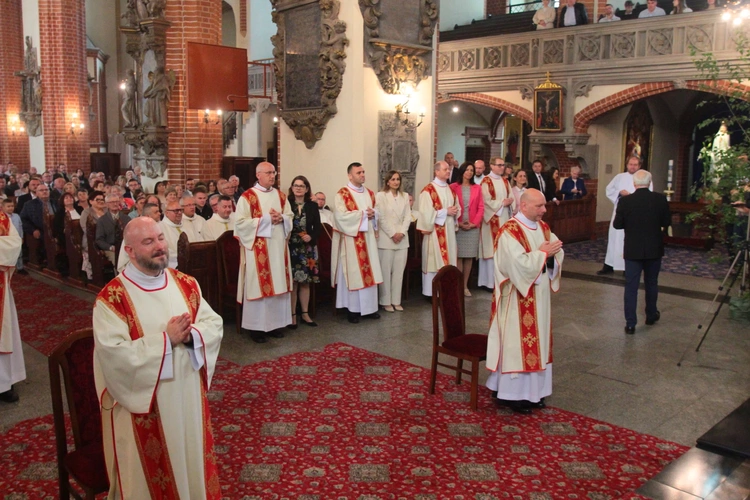 Otrzymali święcenia diakonatu (stałego)