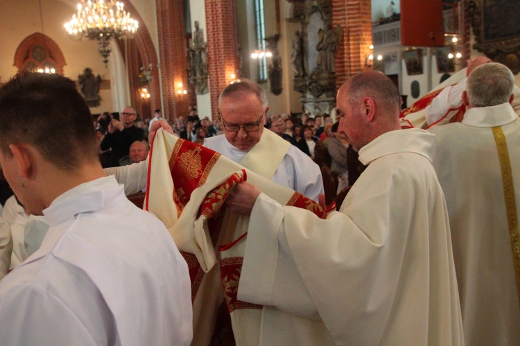 Otrzymali święcenia diakonatu (stałego)