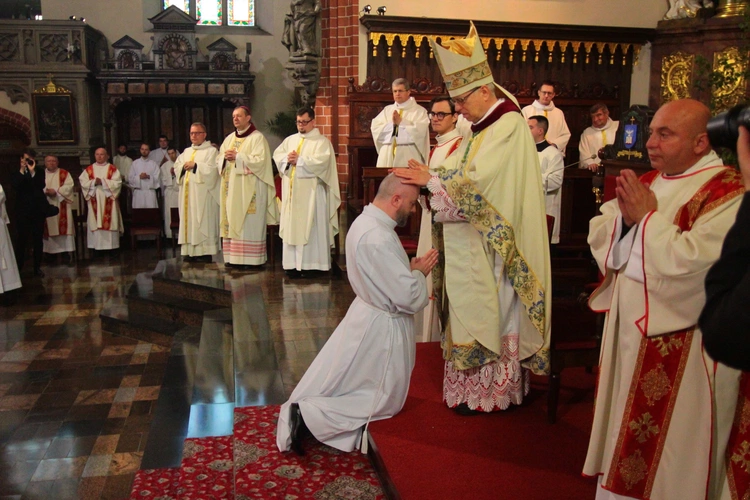 Otrzymali święcenia diakonatu (stałego)