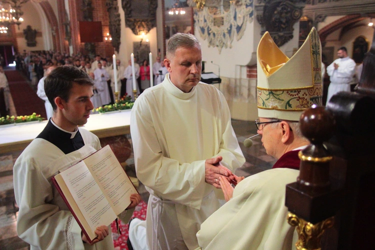 Otrzymali święcenia diakonatu (stałego)