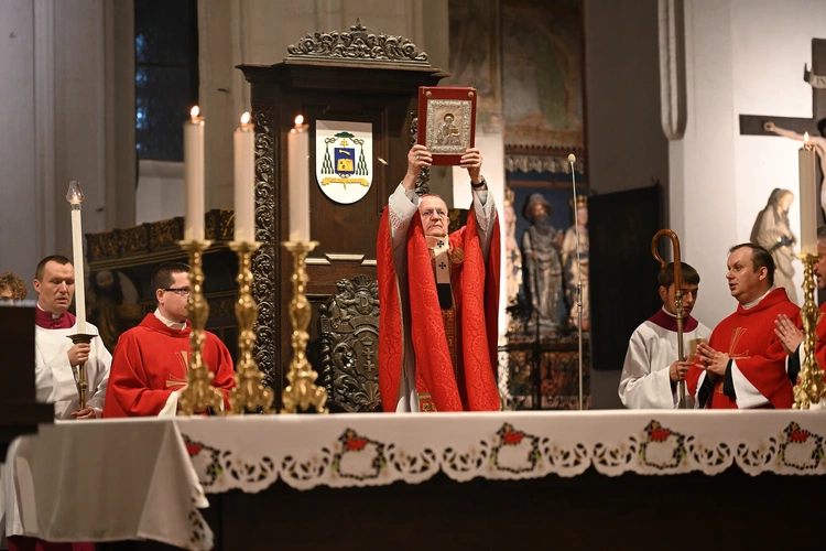 W Bazylice Mariackiej uroczystość wigilii Zesłania Ducha Świętego