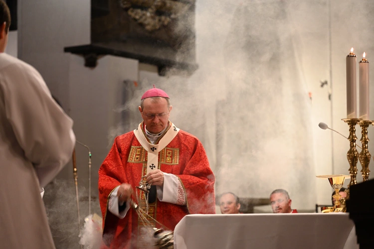 W Bazylice Mariackiej uroczystość wigilii Zesłania Ducha Świętego