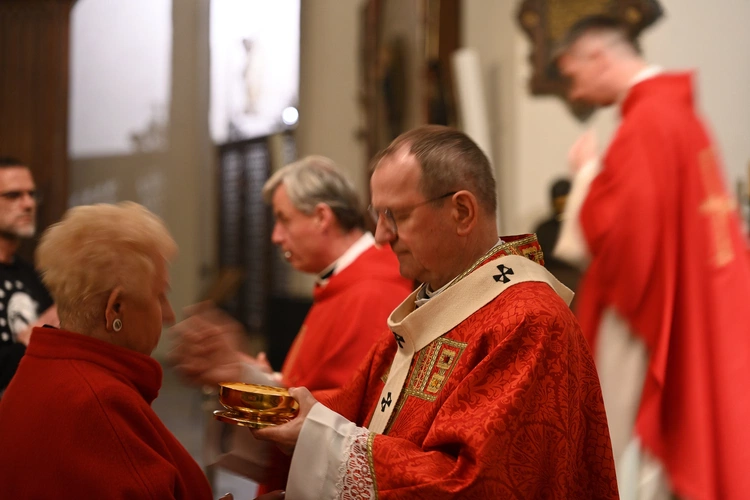 W Bazylice Mariackiej uroczystość wigilii Zesłania Ducha Świętego
