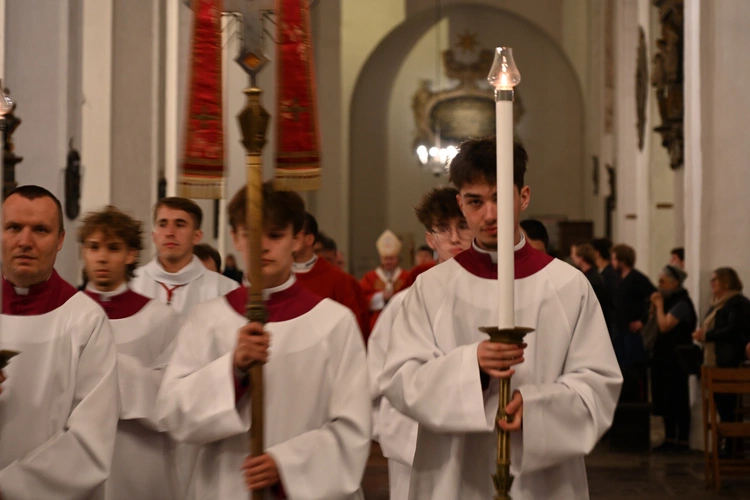 W Bazylice Mariackiej uroczystość wigilii Zesłania Ducha Świętego