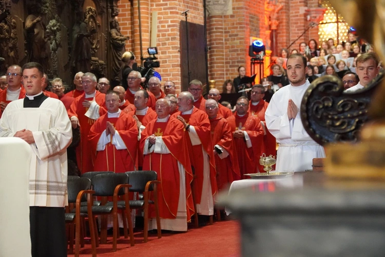 Zakończenie II Synodu Archidiecezji Wrocławskiej cz. 3