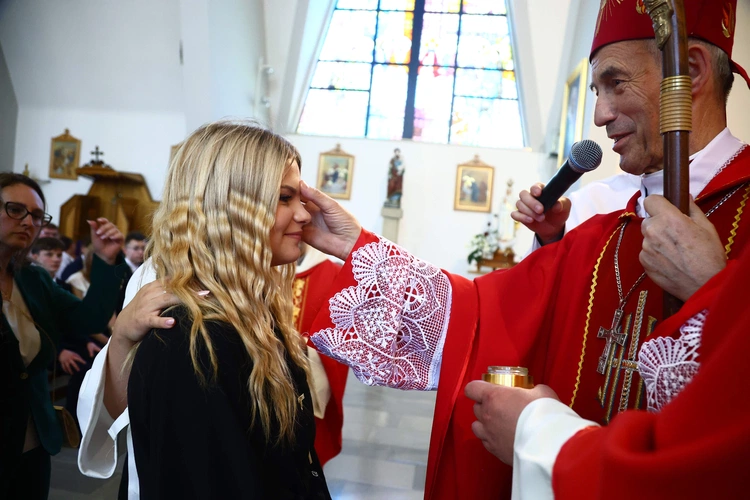 Bierzmowanie w Jodłowniku
