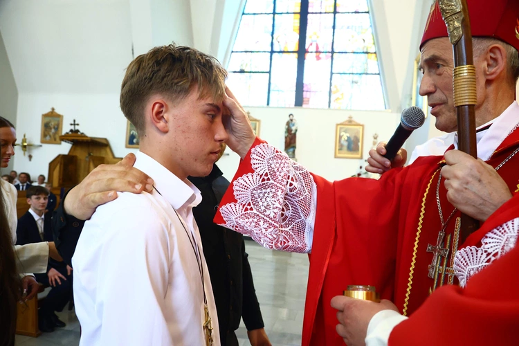 Bierzmowanie w Jodłowniku