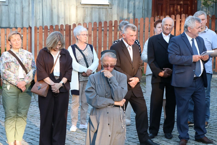 Lipnica Murowana. Msza św. i procesja z modlitwą o rekoronację Lipnickiej Madonny z Dzieciątkiem