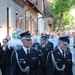 Lipnica Murowana. Msza św. i procesja z modlitwą o rekoronację Lipnickiej Madonny z Dzieciątkiem