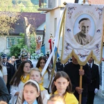 Lipnica Murowana. Msza św. i procesja z modlitwą o rekoronację Lipnickiej Madonny z Dzieciątkiem