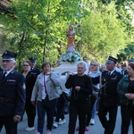 Lipnica Murowana. Msza św. i procesja z modlitwą o rekoronację Lipnickiej Madonny z Dzieciątkiem