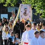 Lipnica Murowana. Msza św. i procesja z modlitwą o rekoronację Lipnickiej Madonny z Dzieciątkiem