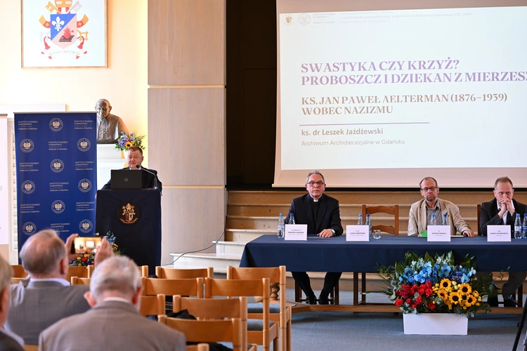 Konferencja historyczna z okazji 100. rocznicy ustanowienia diecezji gdańskiej