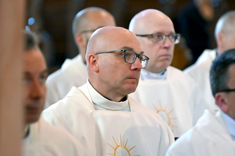 Jubileusz 25-lecia święceń prezbiteratu w świdnickiej katedrze