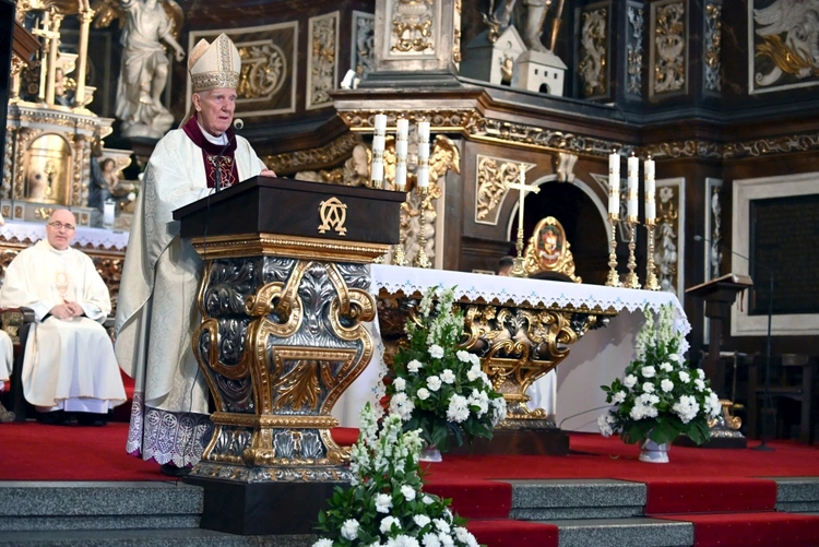 Jubileusz 25-lecia święceń prezbiteratu w świdnickiej katedrze