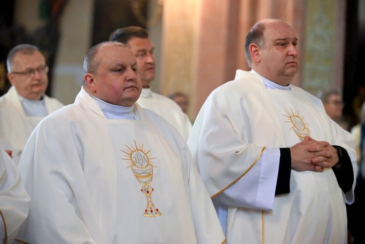 Jubileusz 25-lecia święceń prezbiteratu w świdnickiej katedrze