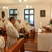 Bp Kiciński odprawił Mszę św. dla złotych jubilatów w Domu Księży Emerytów