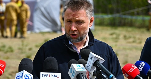 Fałszywe alarmy postawiły służby na nogi. Pięć osób zatrzymanych, będą kolejne działania