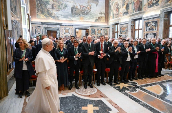 Leon XIV: Demokracja słabnie, gdy człowiek zapomina o swoim Stwórcy