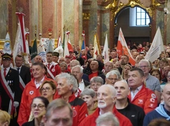 Ratują życie anonimowo. Honorowi Dawcy Krwi na Jasnej Górze