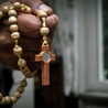 Indie: biskupi przeciw prawu uderzającemu w religię