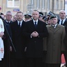 Msza w rocznicę katastrofy smoleńskiej. Bp Lechowicz: Jeśli chcemy dobrze służyć Polsce, powinniśmy podporządkować partyjne interesy dobru wspólnemu