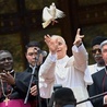 Szacunek dla Papieża uciszył broń. Bp Bibi o szansie na dialog z separatystami