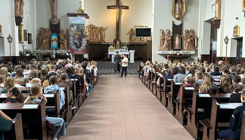 Misje Parafialne 100-lecie Parafii - Misje Parafialne dla Dzieci - Dzień Pierwszy